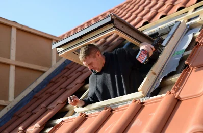 Pose de fenêtres de toit Velux à Thédirac